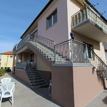 Malerisches Nur 400 Meter Zum Mit Meerblick - Nur 10 Minuten Zum Zentrum Von *